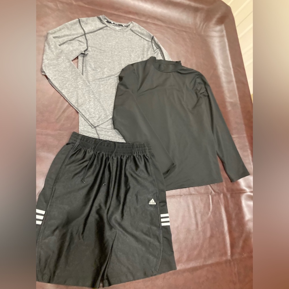 Men’s Active wear sz medium